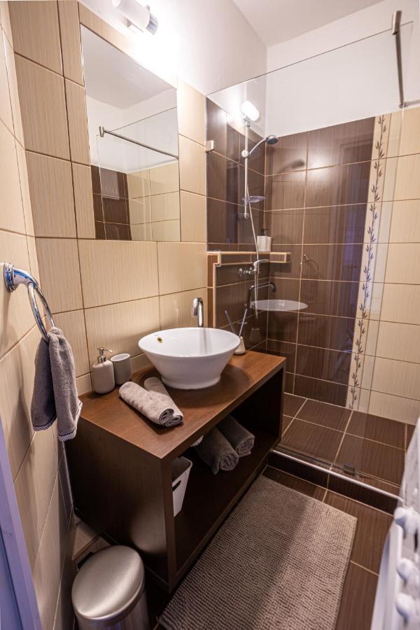 Center Home Apartman Орошхаза Экстерьер фото