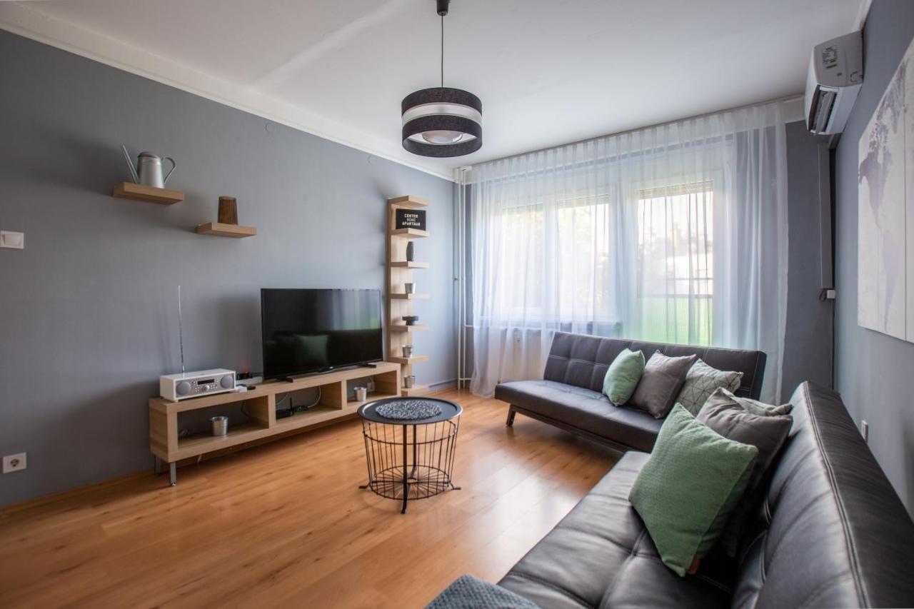 Center Home Apartman Орошхаза Экстерьер фото